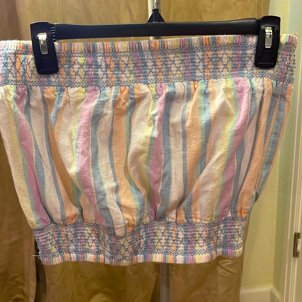 Multicolored halter top